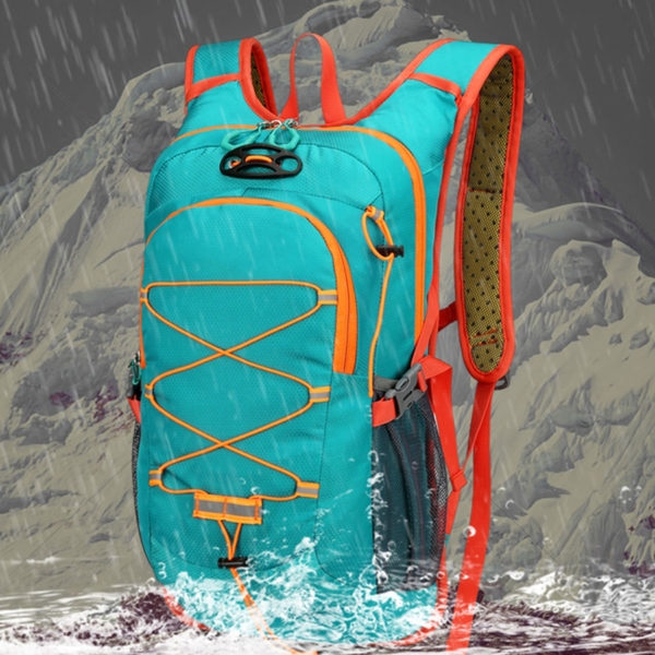 Mochila HydroPro: Mantenha-se Hidratado com Conforto e Estilo - Image 11
